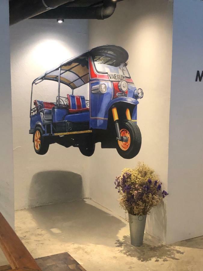 Hotel Vive Silom à Bangkok Extérieur photo