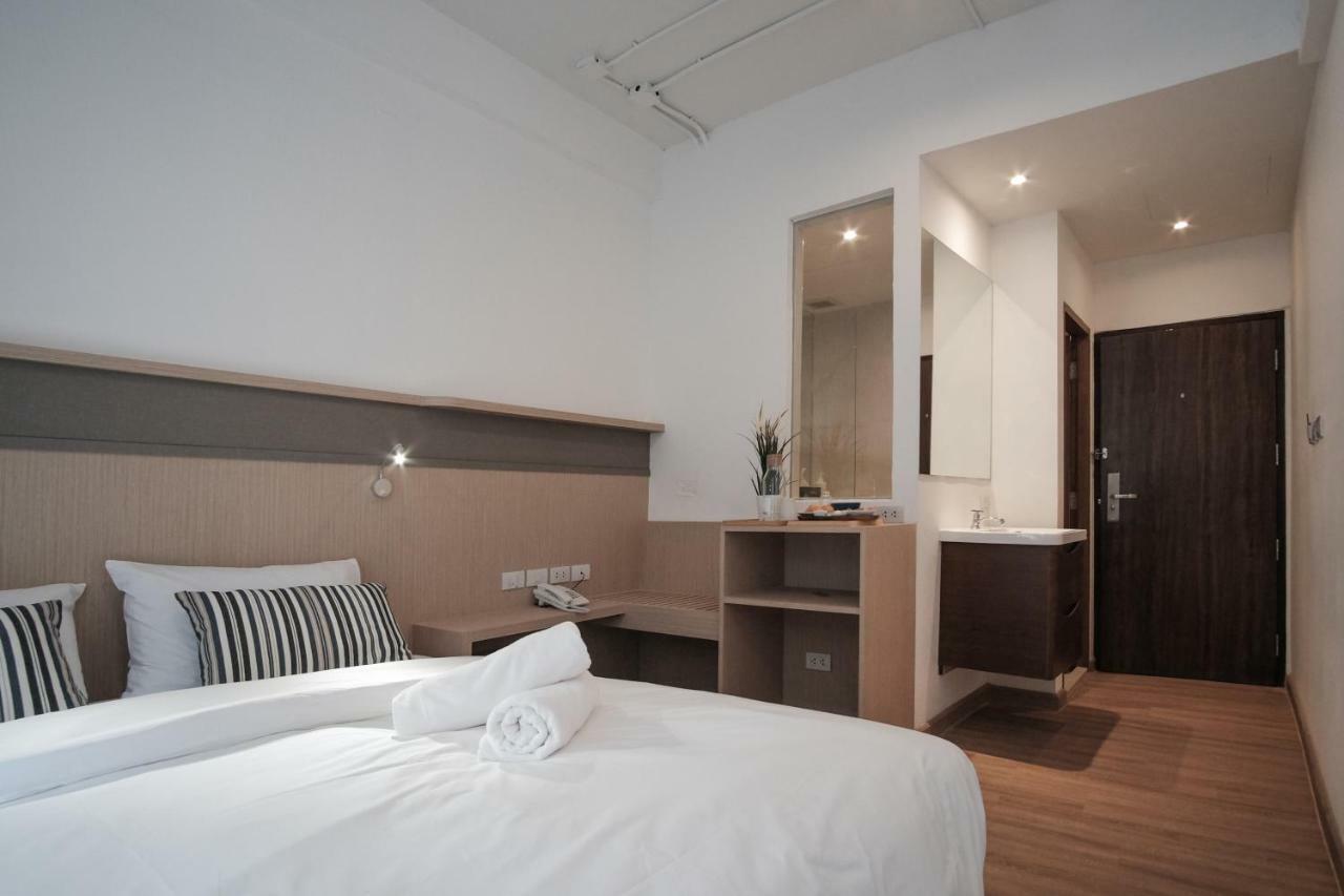 Hotel Vive Silom à Bangkok Extérieur photo