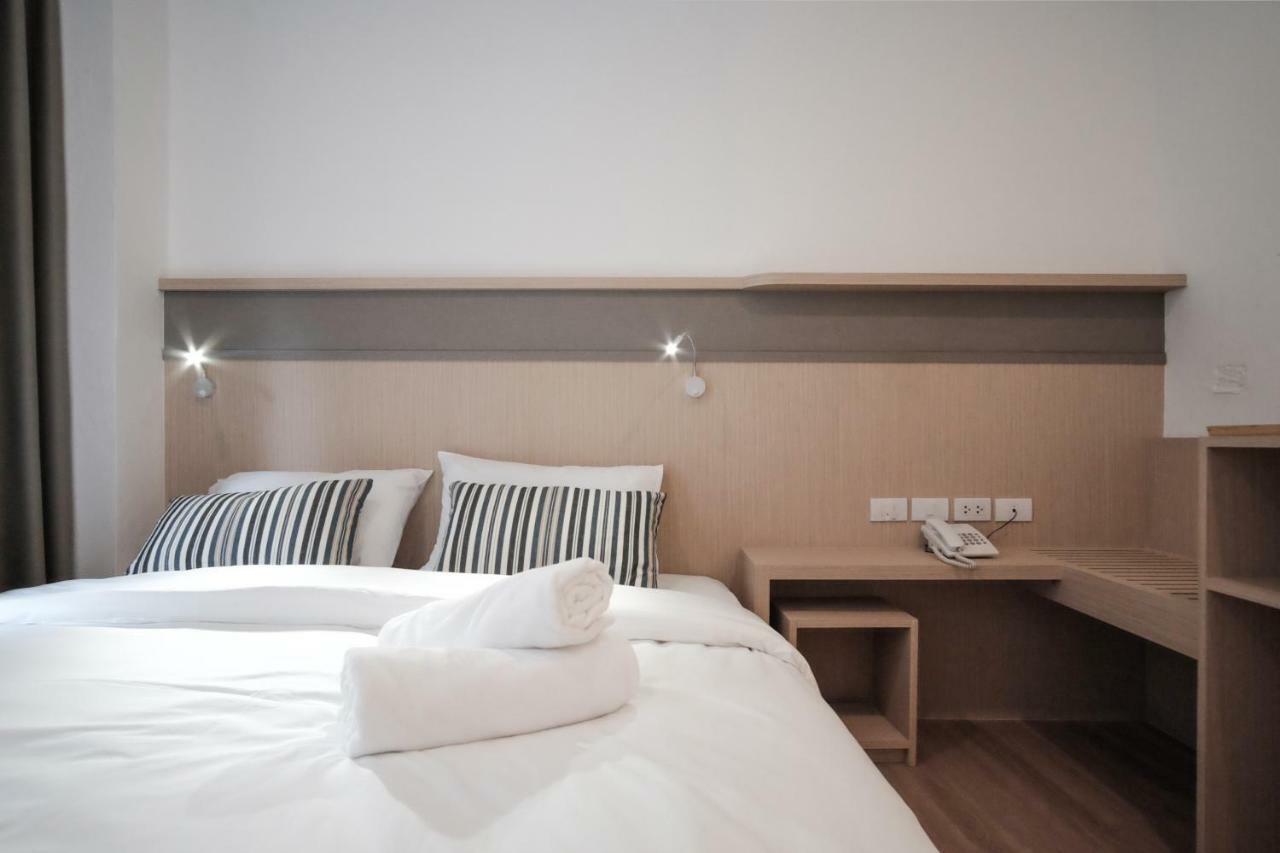 Hotel Vive Silom à Bangkok Extérieur photo